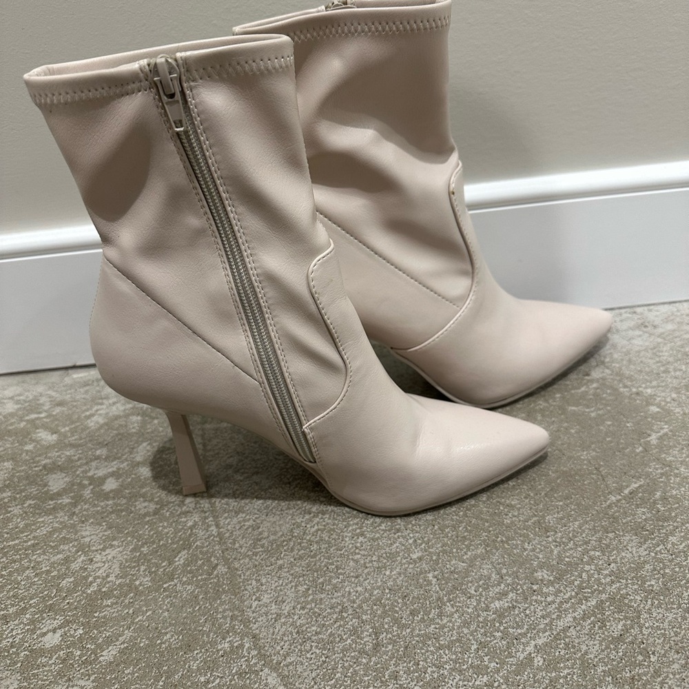 Steve Madden Blush Ankle Boots
